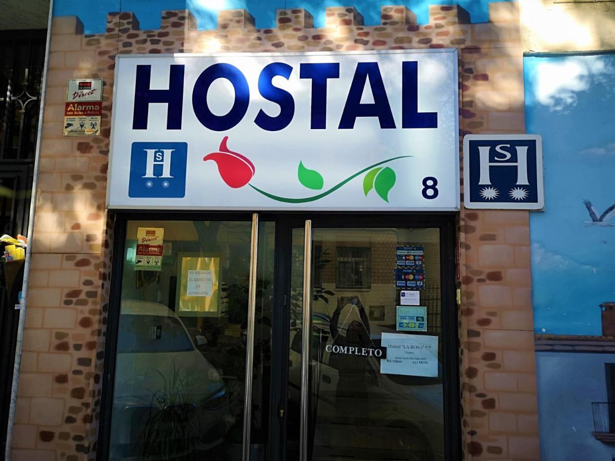 Hostal La Rosa Caces Exterior foto